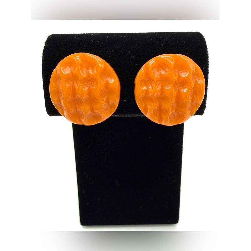 Vintage 1940s Butterscotch Bakelite Screw Back Earrings